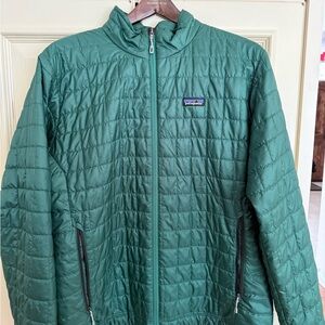 Patagonia Men's Forest Green Puffer Jacket